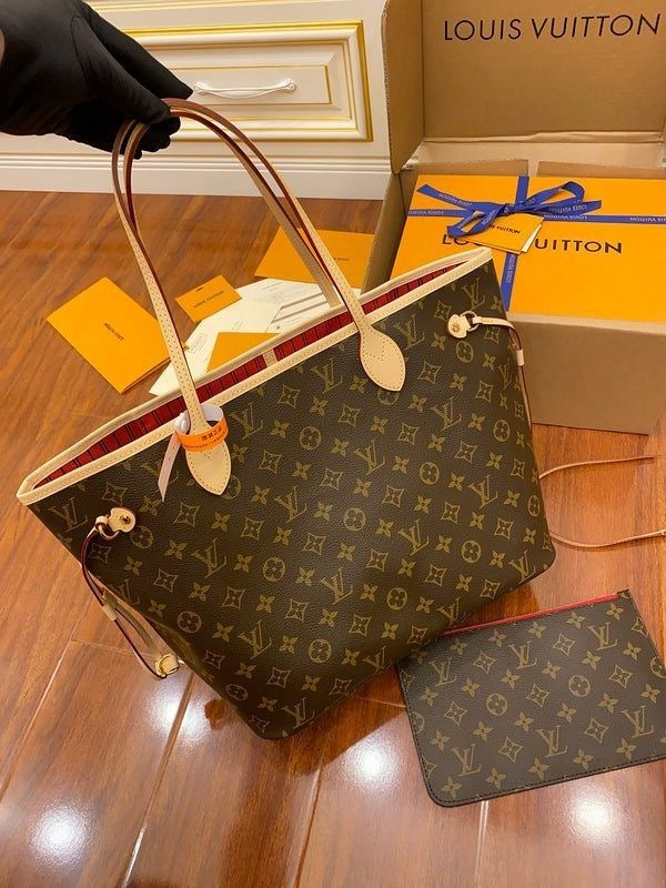 Bolsa Louis Vuitton Neverfull MM