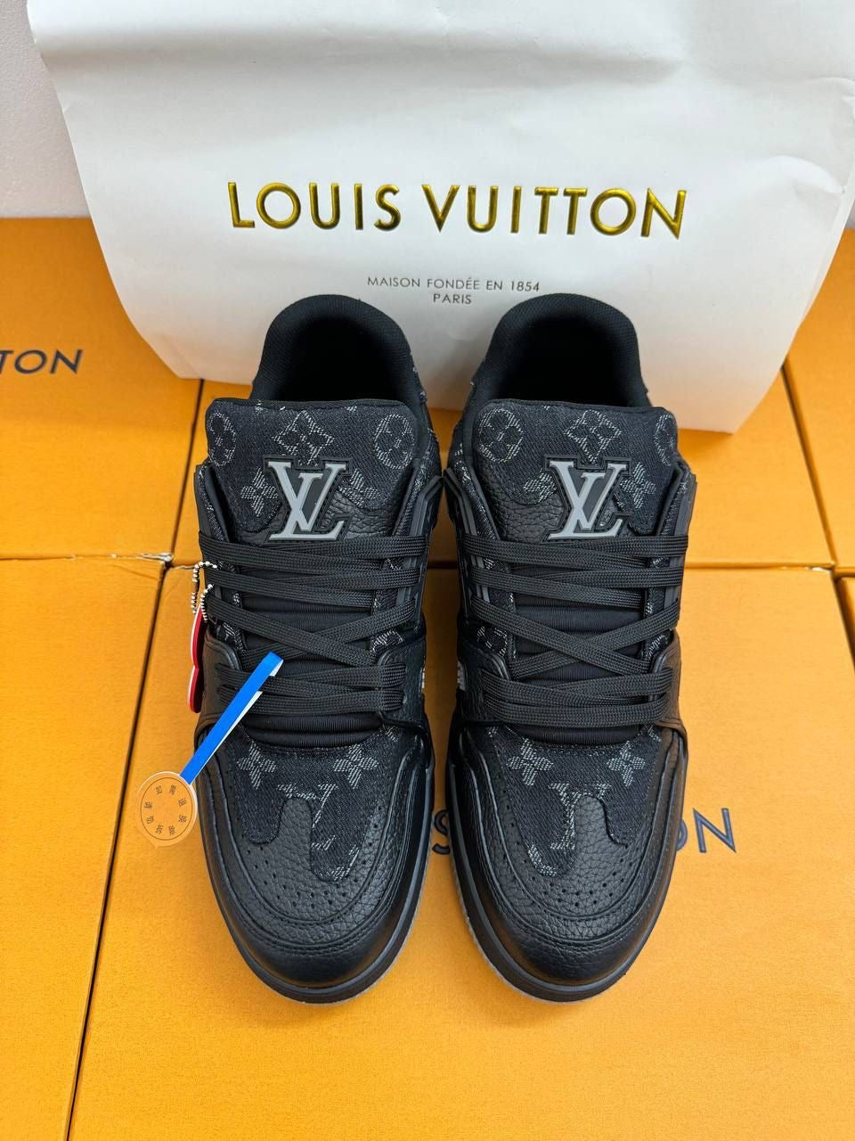 Tênis Louis Vuitton