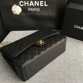 BOLSA CC 2.55 MAXI JUMBO COURO CAVIAR