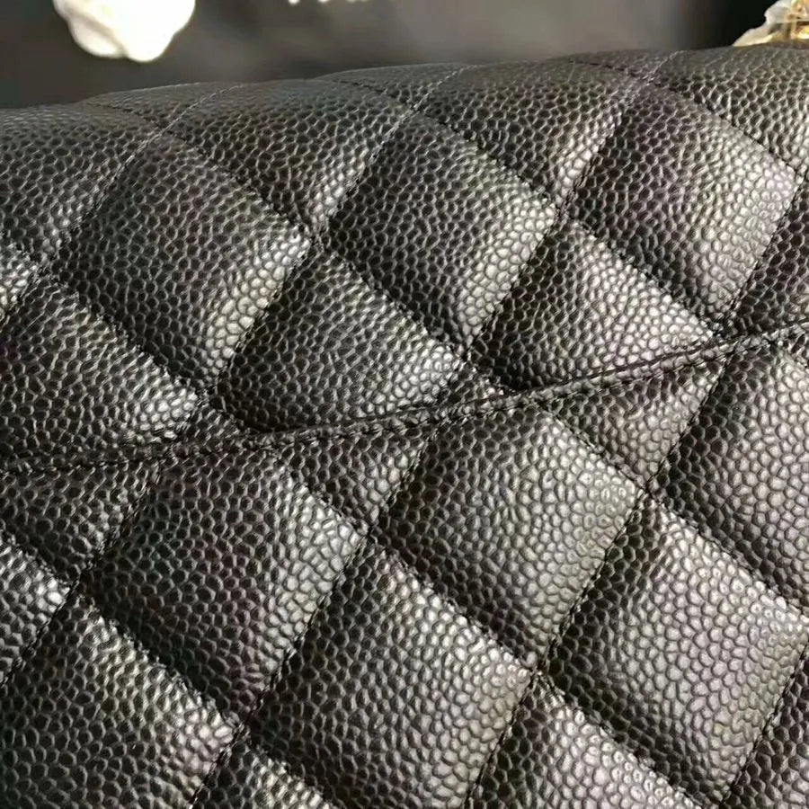 BOLSA CC 2.55 MAXI JUMBO COURO CAVIAR