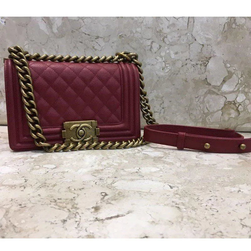 BOLSA CC LE BOY MATELASSE COURO CAVIAR