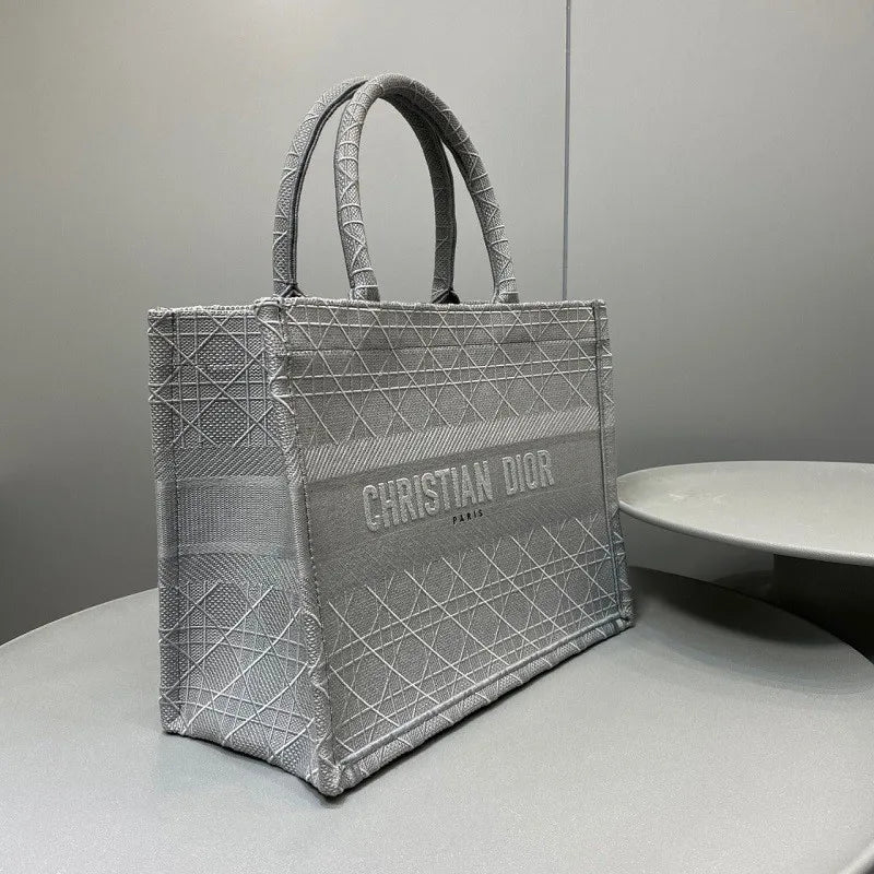 BOLSA DIOR BOOK TOTE CANNAGE EMBROIDERY