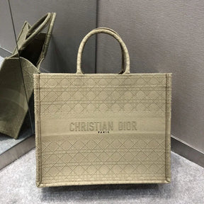 BOLSA DIOR BOOK TOTE CANNAGE EMBROIDERY