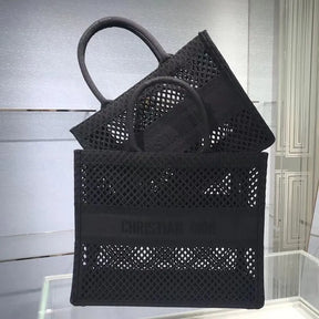 BOLSA DIOR BOOK TOTE BLACK MESH EMBROIDERED