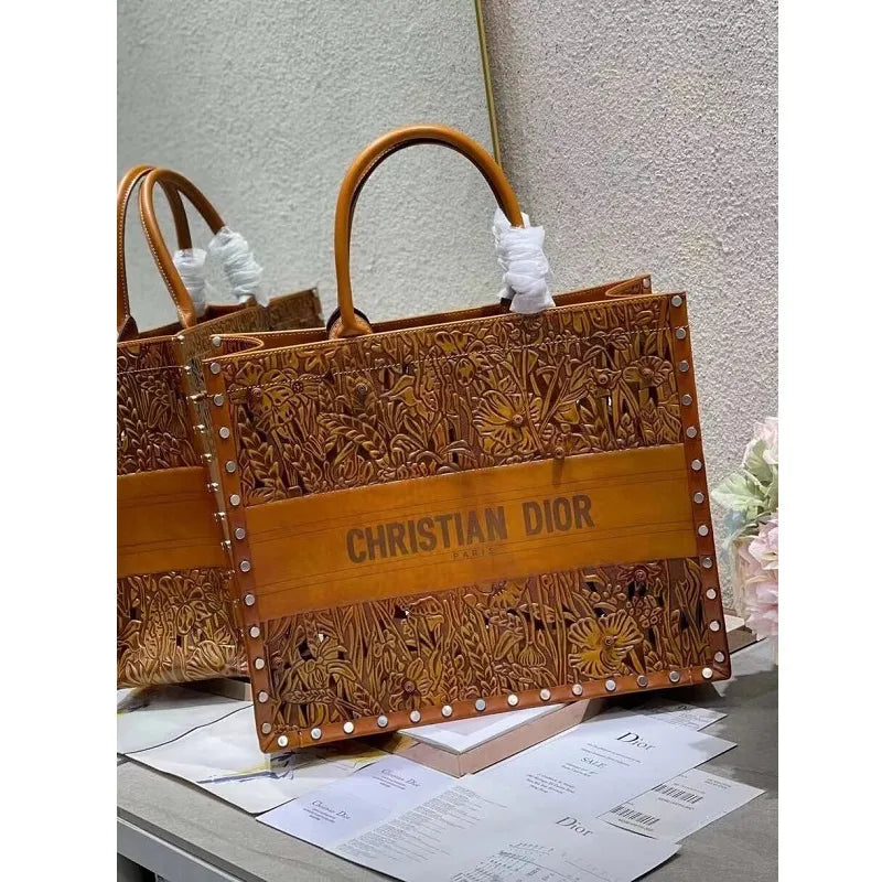 BOLSA DIOR BOOK TOTE EMBROIDERED