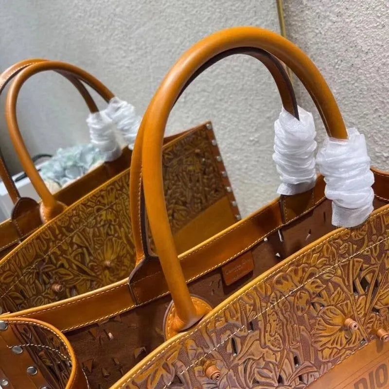 BOLSA DIOR BOOK TOTE EMBROIDERED