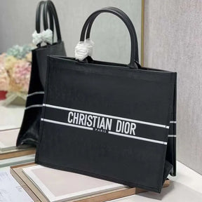 BOLSA DIOR BOOK TOTE CONSTELLATION EMBROIDERED