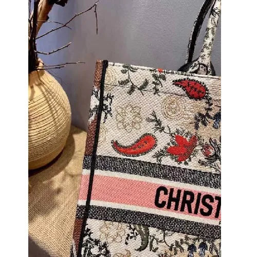 BOLSA DIOR BOOK TOTE EMBROIDERED M1286ZR