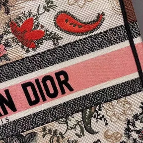 BOLSA DIOR BOOK TOTE EMBROIDERED M1286ZR
