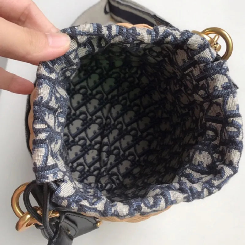 BOLSA DIOR WICKER M7600