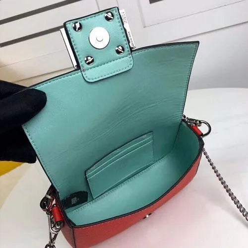 BOLSA FENDI BAGUETTE F2467