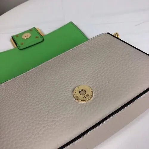 BOLSA FENDI BAGUETTE F2467