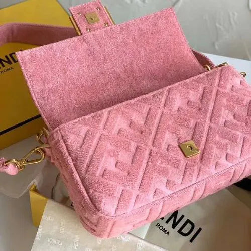 BOLSA FENDI BAGUETTE SHOULDER BAG 8BR771