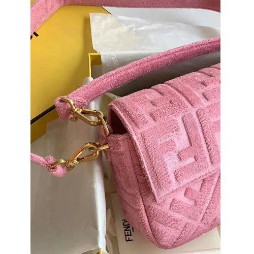 BOLSA FENDI BAGUETTE SHOULDER BAG 8BR771
