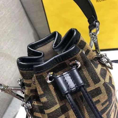 BOLSA FENDI MON TRESOR MINI BAG 8BS010
