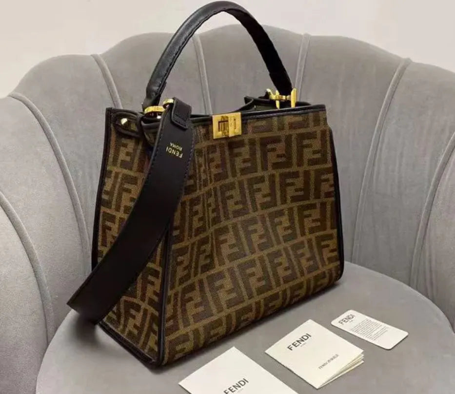 BOLSA FENDI PEEKABOO