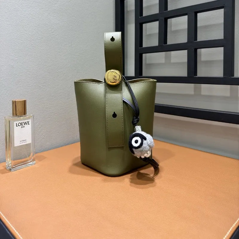 BOLSA LOEWE PEEBLE BUCKET