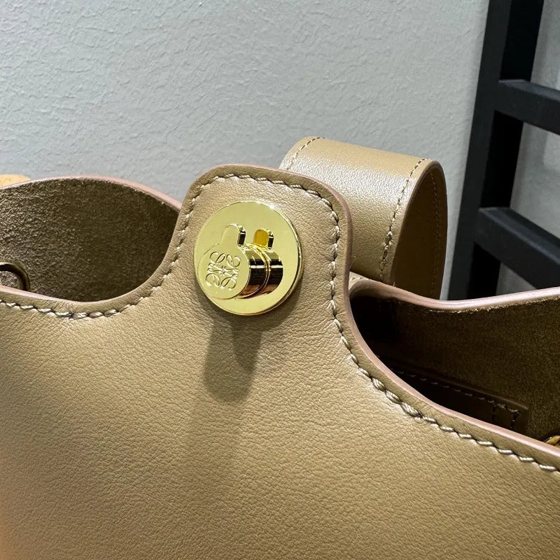 BOLSA LOEWE PEEBLE BUCKET