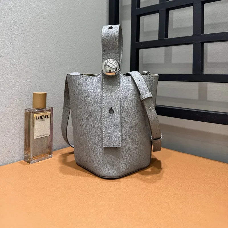 BOLSA LOEWE PEEBLE BUCKET