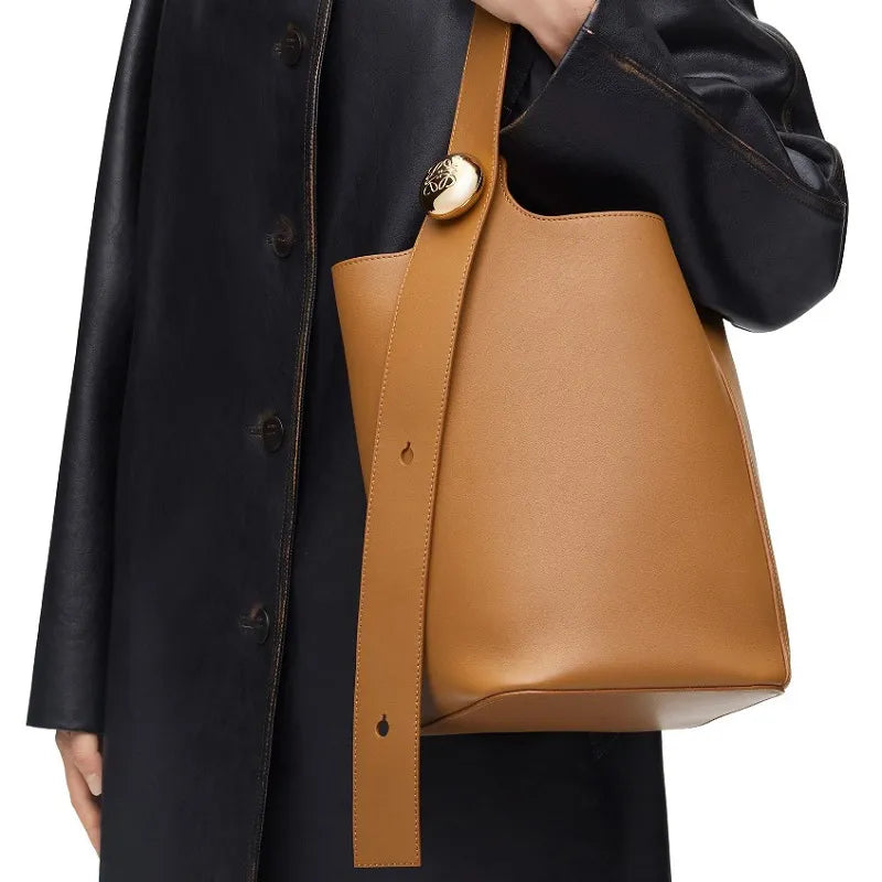 BOLSA LOEWE PEEBLE BUCKET