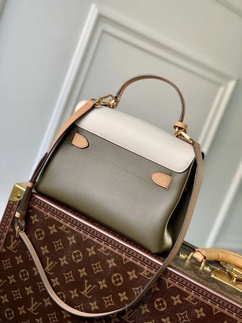 Bolsa Louis Vuitton Lockme Ever