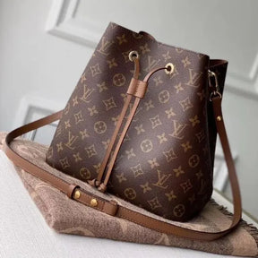 BOLSA LOUIS VUITTON NEONOE