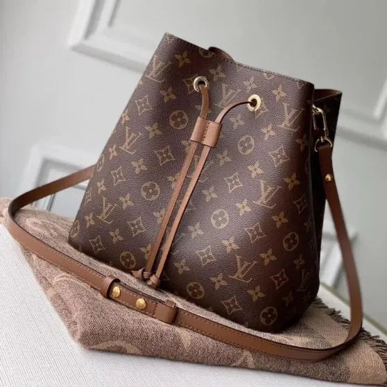 BOLSA LOUIS VUITTON NEONOE