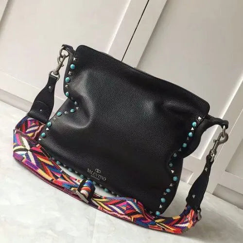 BOLSA VALENTINO GUITAR ROCKSTUD ROLLING HOBO