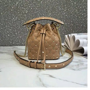 BOLSA VALENTINO ROCKSTUD SPIKE SMALL BUCKET