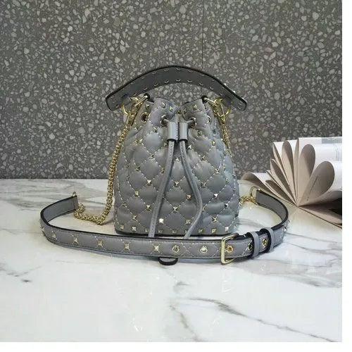 BOLSA VALENTINO ROCKSTUD SPIKE SMALL BUCKET