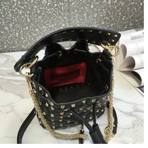 BOLSA VALENTINO ROCKSTUD SPIKE SMALL BUCKET