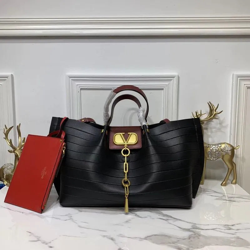 BOLSA VALENTINO BAR EMBOSSING V0099F