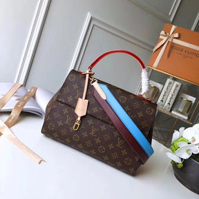 BOLSA LOUIS VUITTON CLUNY BB MONOGRAM CANVAS M42738