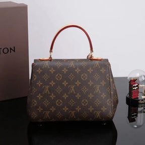 BOLSA LOUIS VUITTON CLUNY BB MONOGRAM CANVAS M42738