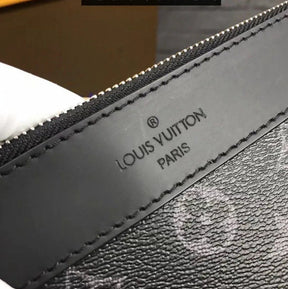 NECESSAIRE LOUIS VUITTON POCHETTE DISCOVERY M62291