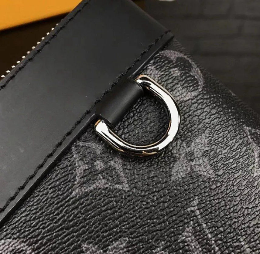 NECESSAIRE LOUIS VUITTON POCHETTE DISCOVERY M62291
